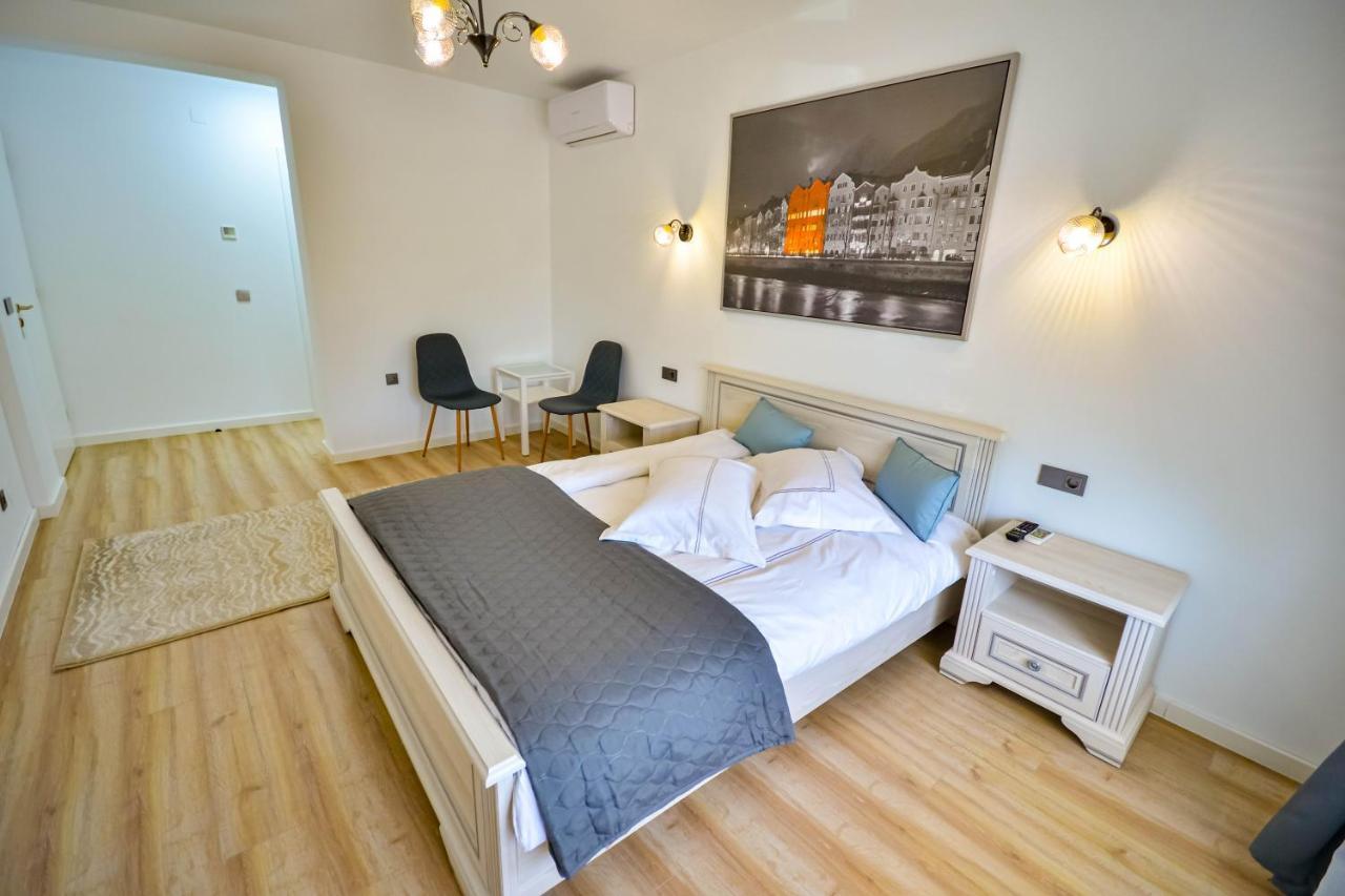 Hotel Casa Mora à Deva Extérieur photo