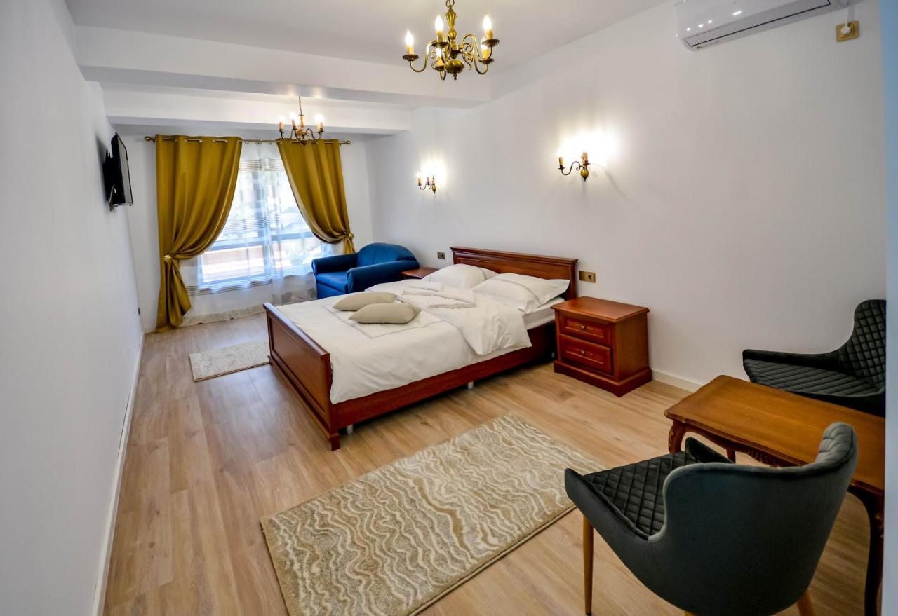 Hotel Casa Mora à Deva Extérieur photo